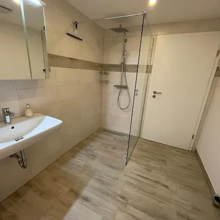 Am Suedhang 아파트 *